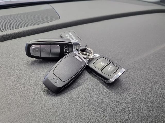 AUDI A3 2022 Sportback Business 30 TFSI 81kW MHEV S tronic * Vetokoukku, Polttoainekäyttöinen lisälämmitin, Urhei