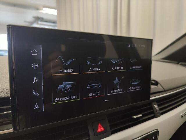 AUDI A4 2022 Avant Business Advanced 40 TFSI 150 kW MHEV quattro S tronic * 1 omistaja / Vetokoukku / ACC / P-kam