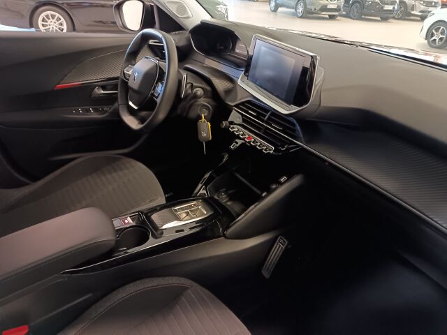 PEUGEOT 2008 2022 Active Pack PureTech 130 EAT8-aut. **AAETTÄ ON MAKIA CITYMAASTURI**