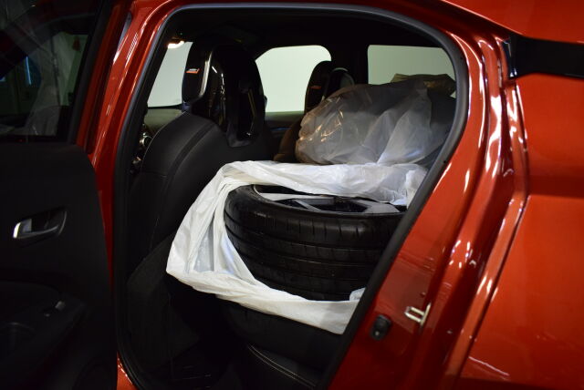 NISSAN Juke 2023 DIG-T 143HP 4AMT Tekna 19" + Navi HEV