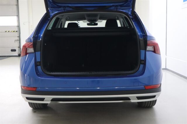 SKODA Octavia 2022 Combi 2.0 TSI 190 4x4 Scout DSG Autom.