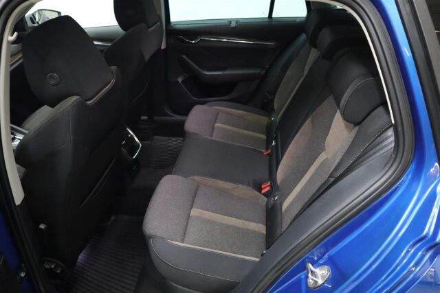 SKODA Octavia 2022 Combi 2.0 TSI 190 4x4 Scout DSG Autom.