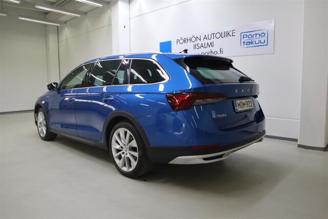 SKODA Octavia 2022 Combi 2.0 TSI 190 4x4 Scout DSG Autom.