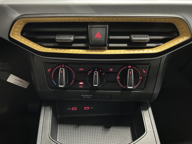 Seat Ibiza 2023 1,0 EcoTSI 95 Style, 1-omisteinen, alv.väh.kelpoinen, adaptiivi vakkari, tehdas takuu voimassa!