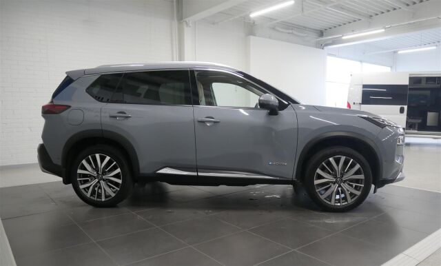 NISSAN X-Trail 2023 e-4orce Tekna 5ST Design pack BOSE