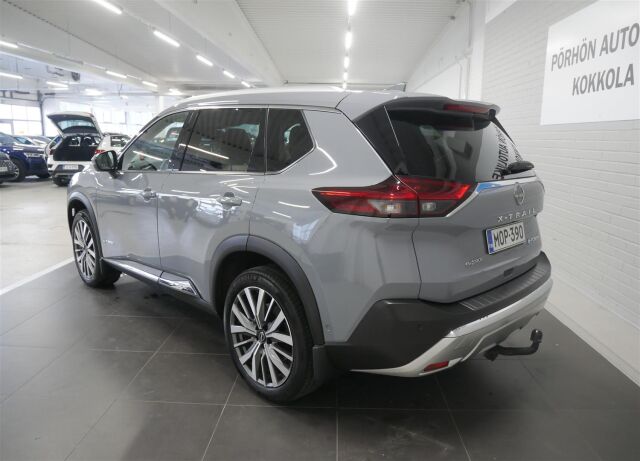 NISSAN X-Trail 2023 e-4orce Tekna 5ST Design pack BOSE