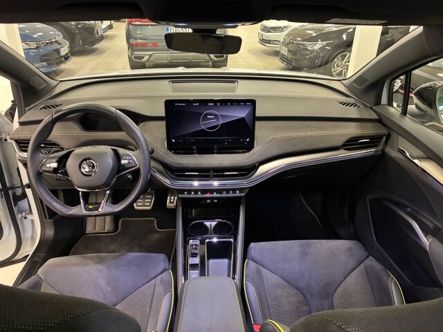 SKODA Enyaq 2023 Coupe 80x 4x4 RS iV