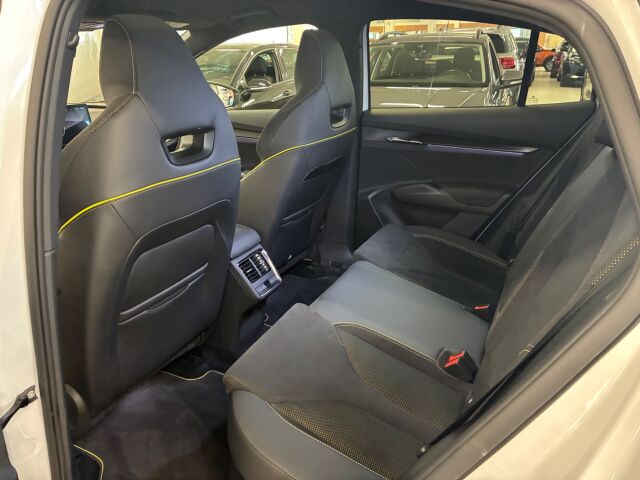 SKODA Enyaq 2023 Coupe 80x 4x4 RS iV