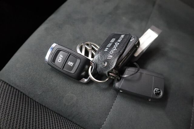 VOLKSWAGEN T-Roc 2023 Style Business 1,5 TSI EVO 110 kW DSG-automaatti