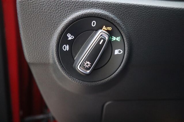 VOLKSWAGEN T-Roc 2023 Style Business 1,5 TSI EVO 110 kW DSG-automaatti