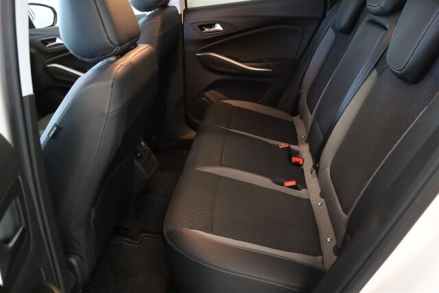 OPEL Grandland 2023 GS Line 300 PHEV AWD A8