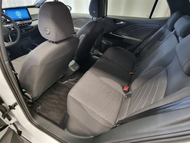 VOLKSWAGEN ID.3 2024 Pro  Business Plus 150 kW, akku 58 kWh Limited / ACC / Navi / P-Kamera