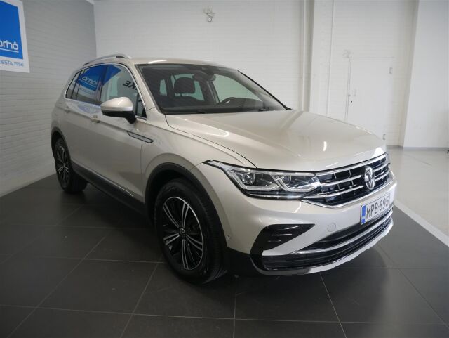 VOLKSWAGEN Tiguan 2023 Style Business Limited 1,5 TSI 110 kW DSG-automaatti