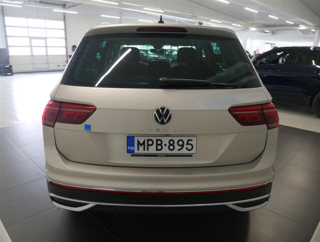 VOLKSWAGEN Tiguan 2023 Style Business Limited 1,5 TSI 110 kW DSG-automaatti