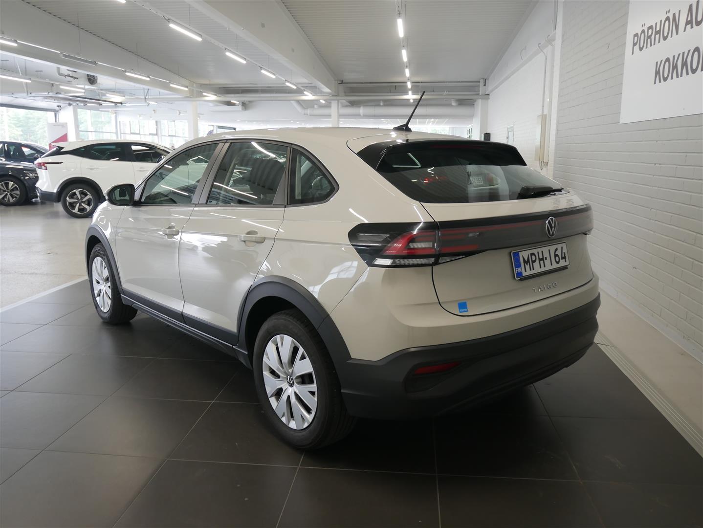 Volkswagen Taigo Comfort 1,0 TSI 70 kW 2023, kuva 3/17