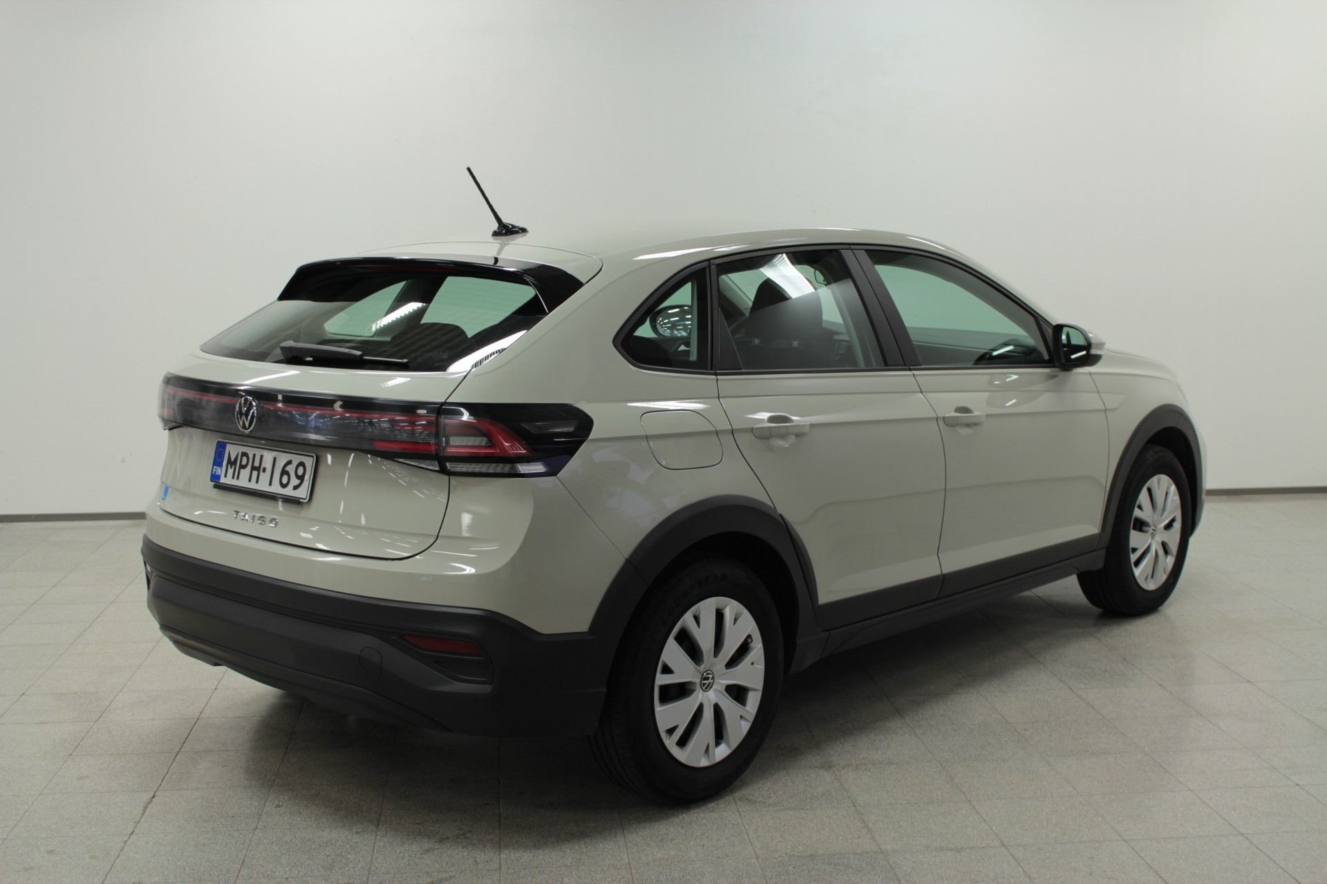 Volkswagen Taigo Comfort 1,0 TSI 70 kW 2023, kuva 4/16