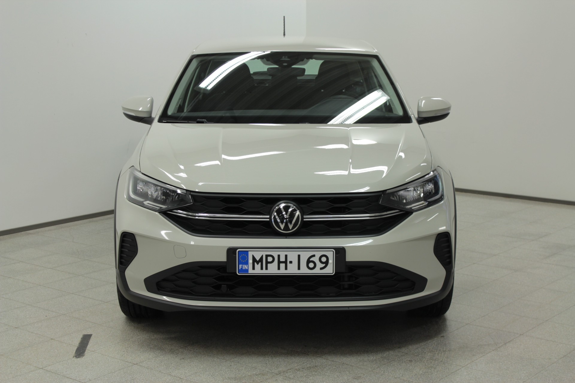 Volkswagen Taigo Comfort 1,0 TSI 70 kW 2023, kuva 3/16