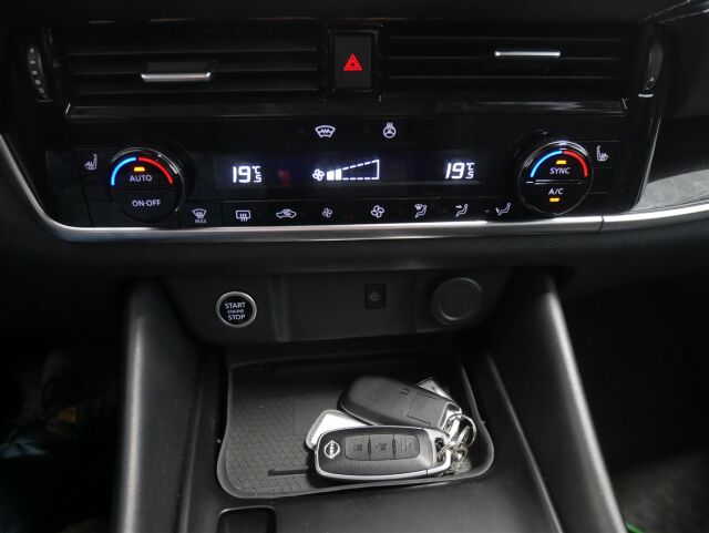 Nissan Qashqai 2023 MHEV 158 Xtronic 2WD N-Connecta 12.3" TFT MY23