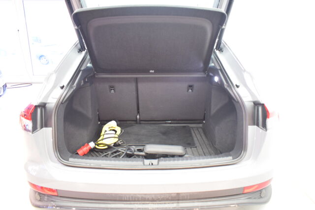 AUDI Q4 e-tron 2024 Sportback 45 e-tron Progress Plus* 1 Omistaja,2xrenkaat,Kuin uusi*