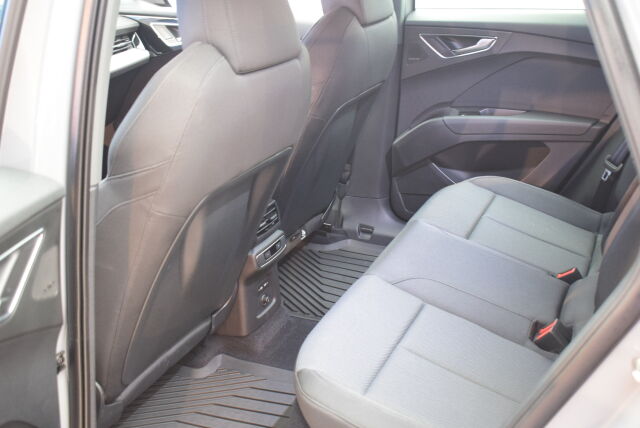 AUDI Q4 e-tron 2024 Sportback 45 e-tron Progress Plus* 1 Omistaja,2xrenkaat,Kuin uusi*