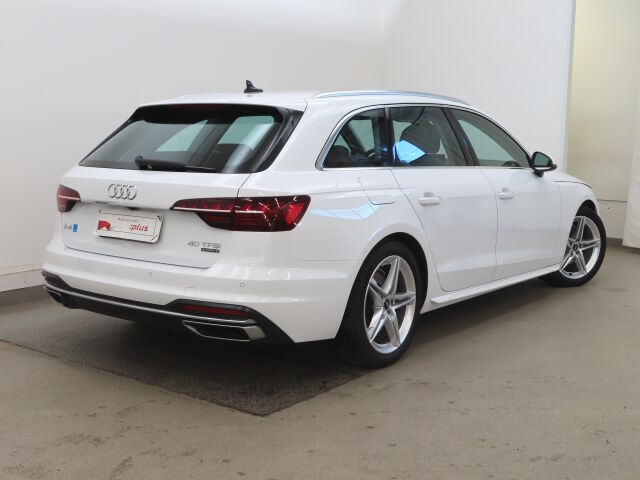 Audi A4 2024 Avant 40 TFSI MHEV Land of quattro Plus