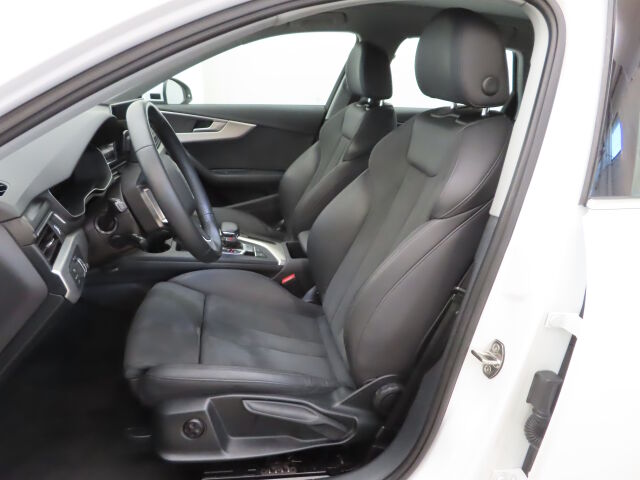 Audi A4 2024 Avant 40 TFSI MHEV Land of quattro Plus