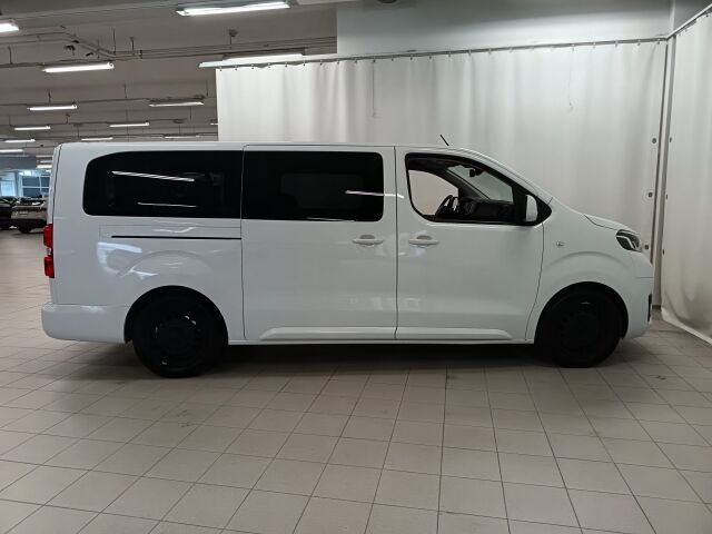 Toyota Proace Verso 2024 Active Edition L2 2,0 D 180 Aut.**1.OM JA ALVILLINEN TIETENKIN**