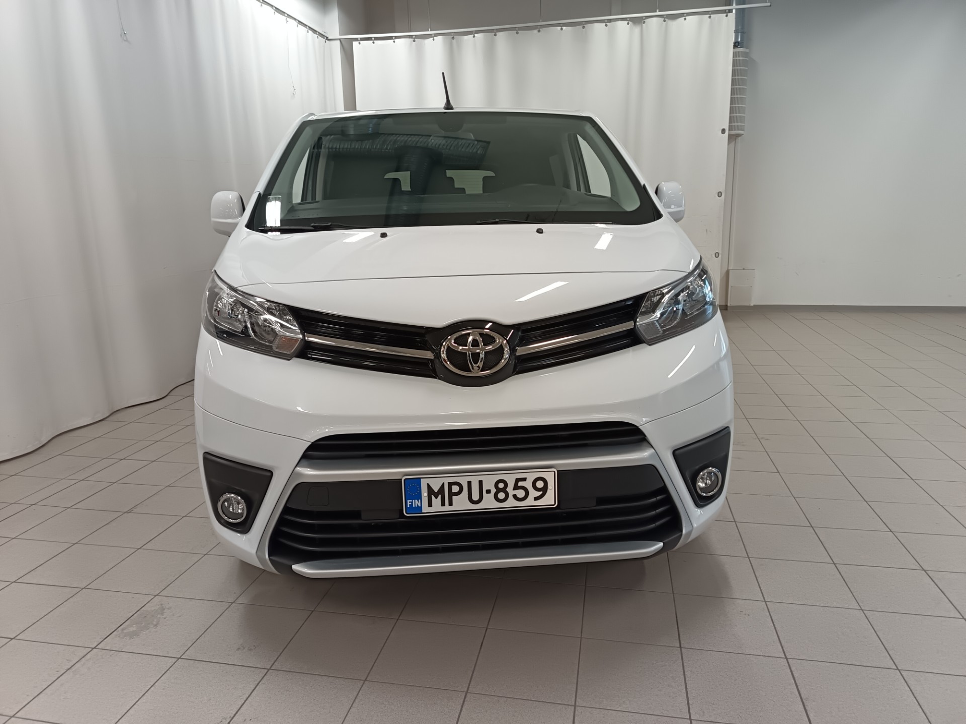 Toyota Proace Verso 2024, photo 3/24