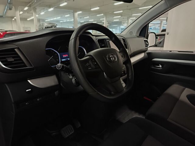 Toyota Proace Verso 2024 Active Edition L2 2,0 D 180 Aut.**1.OM JA ALVILLINEN TIETENKIN**