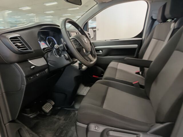 Toyota Proace Verso 2024 Active Edition L2 2,0 D 180 Aut.**1.OM JA ALVILLINEN TIETENKIN**