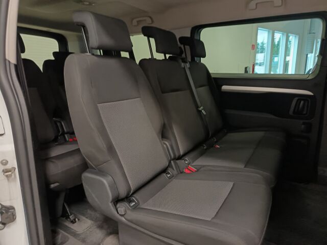 Toyota Proace Verso 2024 Active Edition L2 2,0 D 180 Aut. *ALVILLINEN JA VÄHÄN AJETTU**