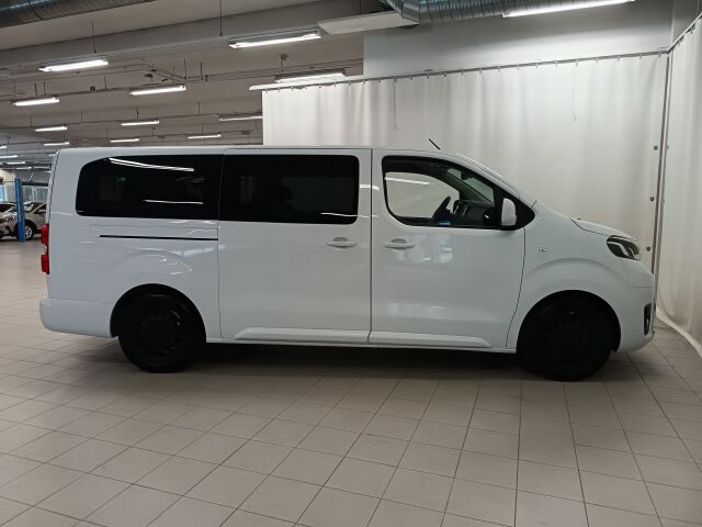 Toyota Proace Verso 2024 Active Edition L2 2,0 D 180 Aut. *ALVILLINEN JA VÄHÄN AJETTU**