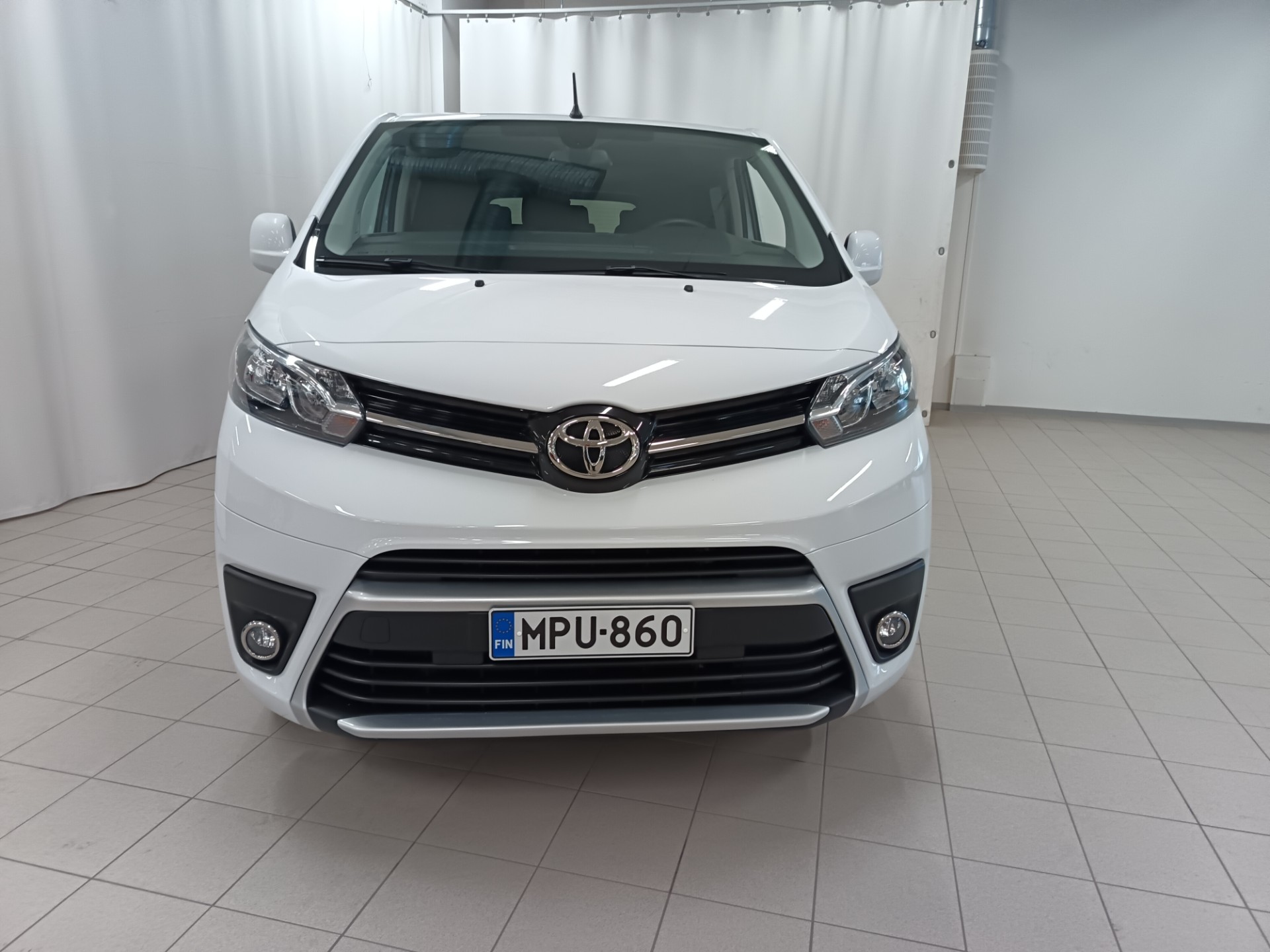 Toyota Proace Verso 2024, photo 3/26