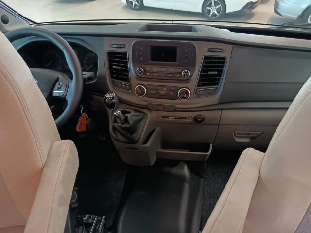 LMC 590 2025 FORD LMC C590 INNOVAN* HUOM!! ALVILLINEN JA AJ. VAIN ALLE 5 TKM JA KUIN UUSI KAIKILLA VARUSTEILLA!!