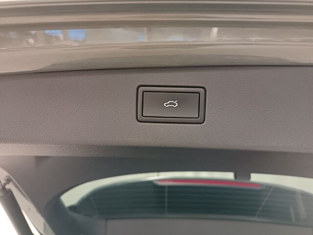 VOLKSWAGEN Tiguan 2024 Comfort Edition 1,5 eTSI 96 kW DSG-automaatti