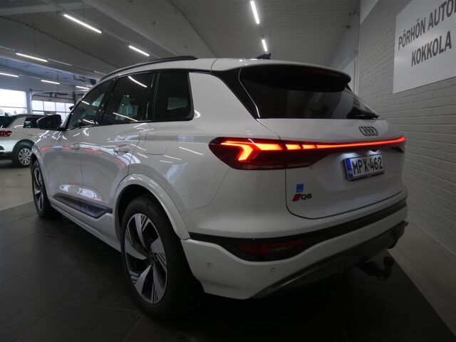 Audi Q6 e-tron 2025 Q6 e-tron quattro 285,00 kW *2x Renkaat*