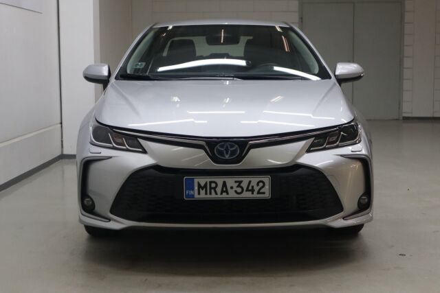 TOYOTA Corolla 2024 Sedan 1,8 Hybrid Active