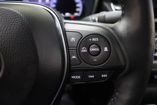 TOYOTA Corolla 2024 Sedan 1,8 Hybrid Active
