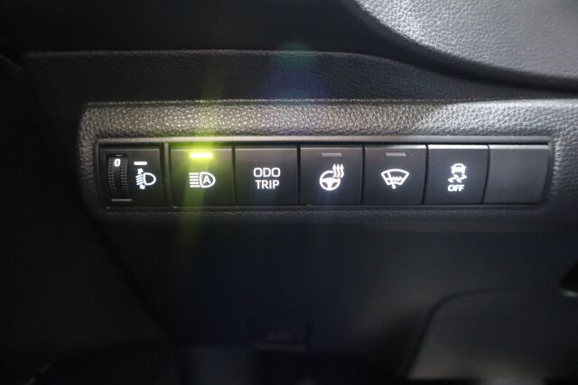 TOYOTA Corolla 2024 Sedan 1,8 Hybrid Active