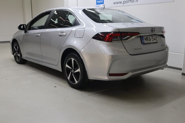 TOYOTA Corolla 2024 Sedan 1,8 Hybrid Active