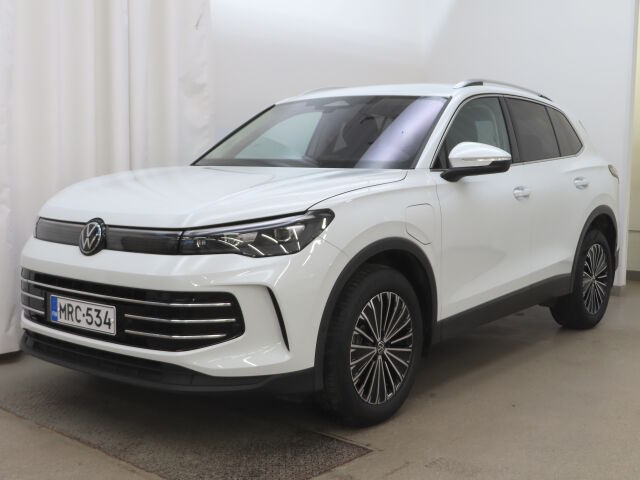Volkswagen Tiguan 2024 Elegance Business eHybrid 150 kW DSG-automaatti Plug-In Hybrid