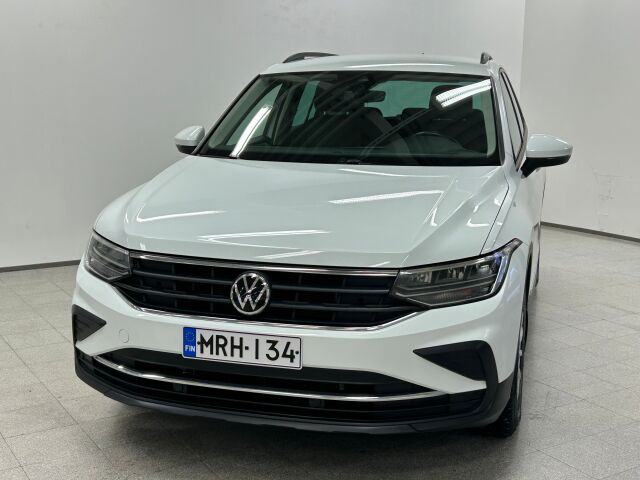 VOLKSWAGEN Tiguan 2021 Comfort 1,5 TSI 110 kW DSG-automaatti