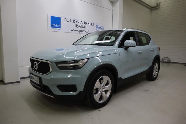VOLVO XC40 2018 D4 AWD Momentum aut