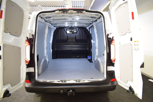 Volkswagen Transporter 2025 Pitkä umpipakettiauto Pan Americana 2,0 TDI 125 kW 4Motion, Automaatti