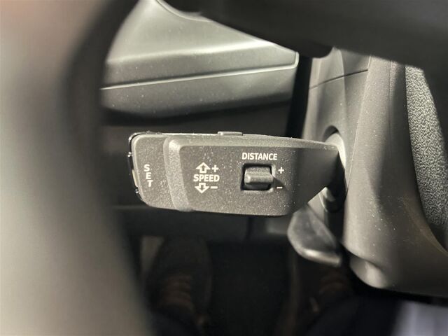 Audi Q3 2026 e-hybrid 200 kW    ***Takuu 5 vuotta / 100tkm!***