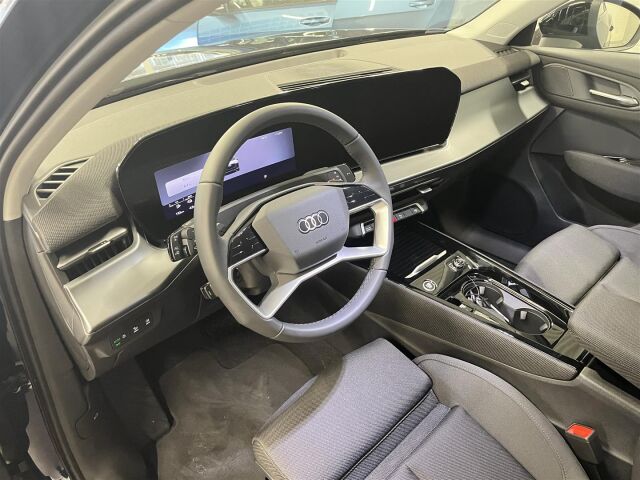 Audi Q3 2026 e-hybrid 200 kW    ***Takuu 5 vuotta / 100tkm!***