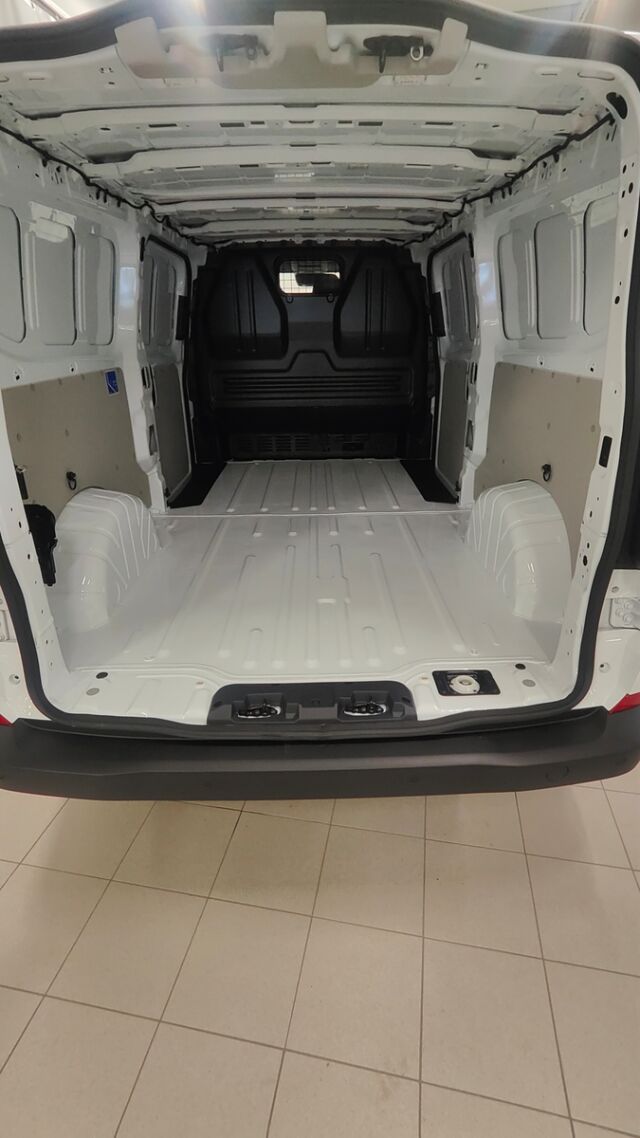 Volkswagen Transporter 2026 Pitkä umpipakettiauto 2,0 TDI 81 kW, Manuaali