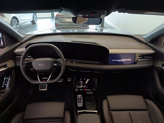 Audi Q6 e-tron 2025 quattro Vorsprung Edition. Takuu 5 vuotta / 100.000 km