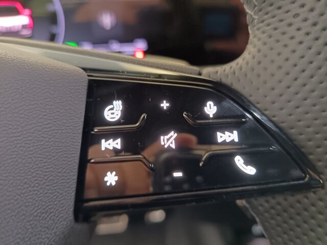 Audi Q6 e-tron 2025 quattro Vorsprung Edition. Takuu 5 vuotta / 100.000 km