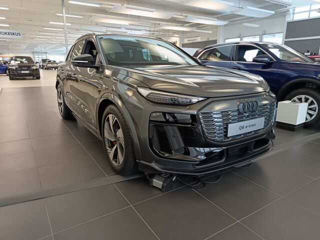 Audi Q6 e-tron 2025 quattro Vorsprung Edition. Takuu 5 vuotta / 100.000 km